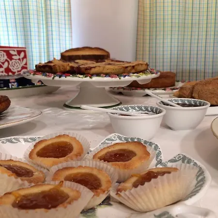 Dai Nonni Bed & Breakfast 4*